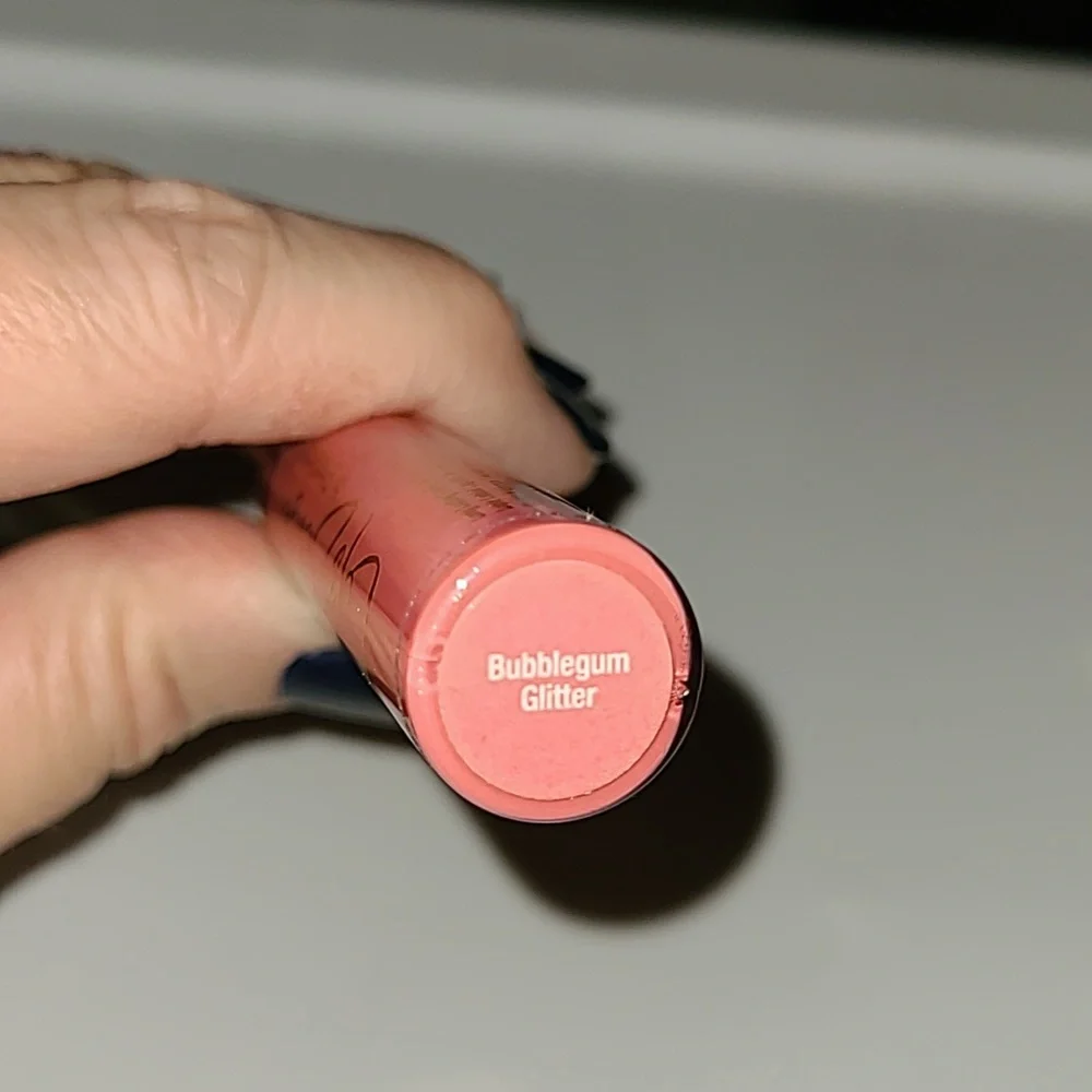Bubblegum Glitter Lipsense - Picture 2 of 2